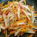 ☆ドキンちゃん☆”'s cooksnap of when they made 簡単！うまい！にんじんとかまぼこ炒め.