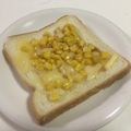 papikun's cooksnap of when they made バター醤油風味♡コーントースト.