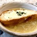 Superlittleboo's cooksnap of when they made オニオングラタンスープ.