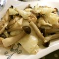 ☆Rokko☆'s cooksnap of when they made キャベツとキノコのカルボナーラ.
