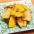 ちべターリー's cooksnap of when they made 簡単☆かぼちゃのにんにく炒め.