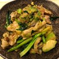 サンショウウオ家's cooksnap of when they made アボカド、ほうれん草と豚肉バター醤油炒め.