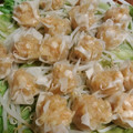 クックJ993UG☆'s cooksnap of when they made レンジで簡単 もちもち玉ねぎシュウマイ.