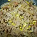 クックAUUTW0☆'s cooksnap of when they made 豆モヤシと豚肉のピリ辛炒め 韓国家庭料理.