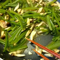 岩手っこ2's cooksnap of when they made ✽茎わかめとエリンギの甘辛きんぴら✽.