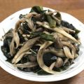 ままばなな1020's cooksnap of when they made ワカメとキノコの炒めもの.