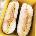 かんきっちゃん's cooksnap of when they made 鶏そぼろでおにぎらず.