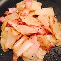 e_shiori's cooksnap of when they made 大根とベーコンのガーリックチーズ炒め.