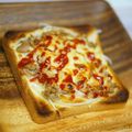 みけらんL's cooksnap of when they made 朝食に♬簡単♬ツナと玉ねぎのマヨトースト.