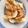 akitomati's cooksnap of when they made 揚げにんにくと鶏皮チップス.