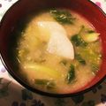 ✳︎まるり✳︎'s cooksnap of when they made 春キャベツと酒粕のお味噌汁.