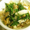 由芽15's cooksnap of when they made レンジで簡単！春菊とエリンギのお浸し.