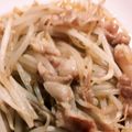 まぶたん's cooksnap of when they made 簡単＊豚バラともやしのシンプルな炒めもの.