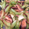 しょー☆'s cooksnap of when they made セロリと椎茸のオイスターソース炒め.