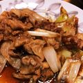 ちぃたろー5569's cooksnap of when they made 豚肉と葱と椎茸の焼肉のタレ生姜コチュ炒め.