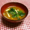 めみたん☆'s cooksnap of when they made 色鮮やかな小松菜の味噌汁♪.