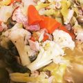 らくしぃ's cooksnap of when they made カリフラワーと白菜のスープ煮.