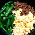 ぽちんぎょ's cooksnap of when they made 超簡単でも美味しい！そぼろ丼.