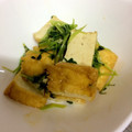 ゆうあラブ's cooksnap of when they made 厚揚げと豆苗のガーリック炒め.