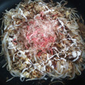 みみ母's cooksnap of when they made モヤシ/ちくわwith桜エビでお好み焼風.