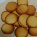 三つ子516's cooksnap of when they made 簡単可愛い♡チョコサンドクッキー♪♪.
