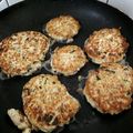 こ_ゆ_き's cooksnap of when they made 豆腐ハンバーグ(肉なし&シーチキン入り).