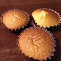 ルル吉's cooksnap of when they made レモンの皮入り♪しっとりマドレーヌ.