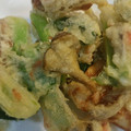 かの吉's cooksnap of when they made 野菜のかき揚げ(舞茸).
