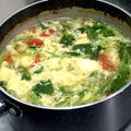 やじりつ's cooksnap of when they made 意外な組合せ♪三つ葉とトマトの卵スープ♡.