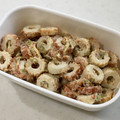 BORURU's cooksnap of when they made 竹輪のわさび漬け和え.