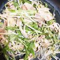 ☆あゆむんママ77☆'s cooksnap of when they made 超簡単節約もやし豚肉水菜の重ね蒸し.