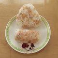 ラリー＆サラ's cooksnap of when they made 鮭フレークと天かすのおにぎり.