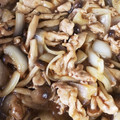 クックCCPUM6☆'s cooksnap of when they made 簡単‼︎しめじと豚肉の甘辛炒め.
