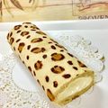 ふわとろくり～み～'s cooksnap of when they made ピコ太郎豹柄ロールケーキ(ﾋﾟωﾟｺ).