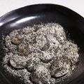 三毛猫れんか's cooksnap of when they made 黒ゴマと白玉団子の簡単デザート.