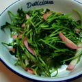 クックM1QWRS☆'s cooksnap of when they made 豆苗とかまぼこのガーリックソテー.