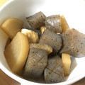 yagi319's cooksnap of when they made 丸大根、蒟蒻、油揚げの炊いたん.