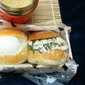 蕎麦の華's cooksnap of when they made 【和サンド】蒸し鶏と大葉の梅トマサンド.