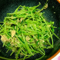 ゆりりN's cooksnap of when they made 豆苗シーチキン炒め.