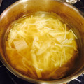 kaokaofood's cooksnap of when they made えのきとうす上げの味噌汁.