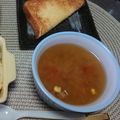 2児ママみきてぃ's cooksnap of when they made 優しいコンソメスープ.