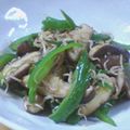 まんまるかえる's cooksnap of when they made ラー油がきめて！ピーマンとじゃこの炒め物.