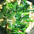 ☆kumeko☆'s cooksnap of when they made ほうれん草としめじの煮物～スピード調理～.
