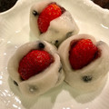 茶屋めぐり's cooksnap of when they made 5秒で簡単いちご大福♡.
