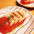 yukky0717's cooksnap of when they made 簡単(^-^)トマトとチーズカプレーゼ風.
