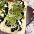 ぽぽきゅ's cooksnap of when they made 蒸し黒豆・黒胡麻・塩昆布の和トースト.