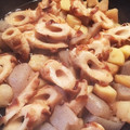 ☆Hikko☆'s cooksnap of when they made ★ジャガイモとちくわの甘辛煮★.