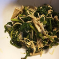 クックTRYYKB☆'s cooksnap of when they made 春菊とキノコの和え物.