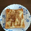 瑠依子's cooksnap of when they made はちみつチーズトースト.
