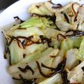 桔梗の芽's cooksnap of when they made あと一品に♪キャベツのごま昆布和え♪.